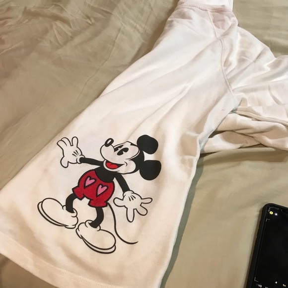 Disney Parks Original Mickey and Minnie Valentine’s Day XOXO Hoodie - Picture 6 of 9